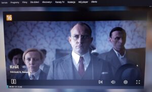 Kadr z serialu "Król"